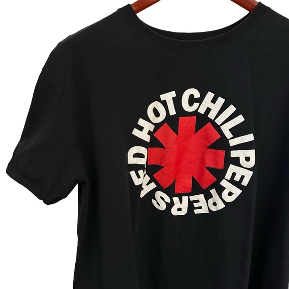Red Hot Chili Peppers Tee XL - Picture 1 of 5